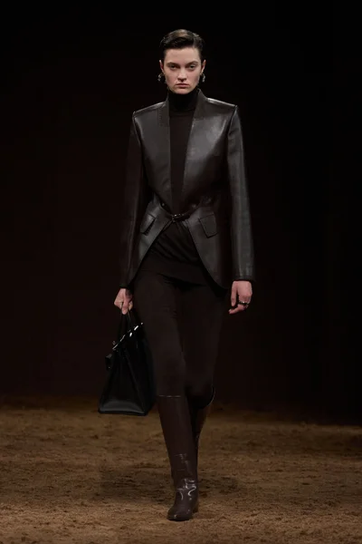 Look 41